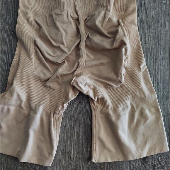 UnderWhere? Womens Classic Nude Bodysuit Mid Thigh W. Open Gusset XL - Picture 5 of 5